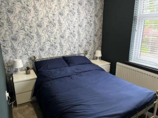 The Cosy Courtyard Flat - Saint Helens - 8