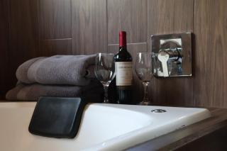 Romantic tiger suite - - 1
