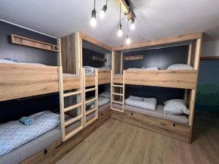 Hikers Paradise Hostel High Tatras - - 6