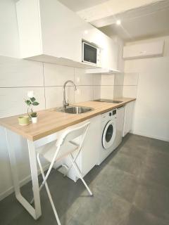 NEW! Bright duplex with central heating - 8