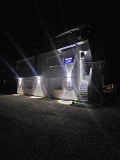 ENA 1 & 2 -BIG FREE parking -boats vans etc 2000m2 - Karlovac - 8