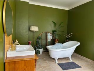 Nice room in big house - Molkom - 8