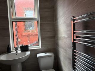 Breck House, 10 Mins to City Centre 5 Min Walk to Anfield Stadium - Liverpool - 2