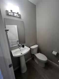 Bedroom private Bathroom in Upland - Edmonton - 6