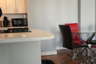 Elevated Living: 2-Bedroom Upper Apartment - Calgary - 7