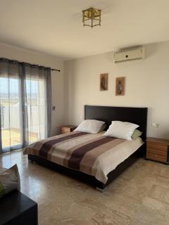 Marina luxury appartment with pool & garden view - 0