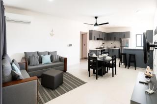 Modern 2BR Apartment 3 Min from Airport with Free Parking - Sosúa - 8