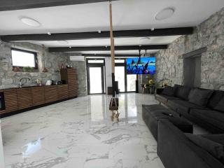 Opatija Loft Rooftop Garden by the Beach ArtSpace - Opatija - 0