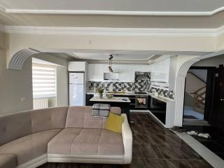 Large Spacious Apartment - Çınarcık - 0