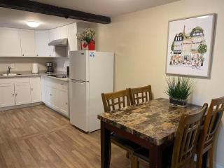 Two bedroom in downtown - Charlottetown - 4