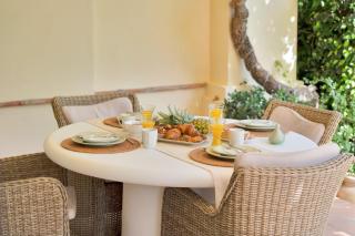 Arqueros Luxury Apartment - Private Garden & Pool - Benahavís - 2
