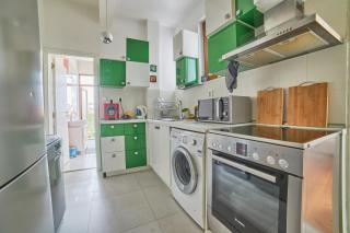 Spacious Flat on Sofia's Main Street - Sofia - 5