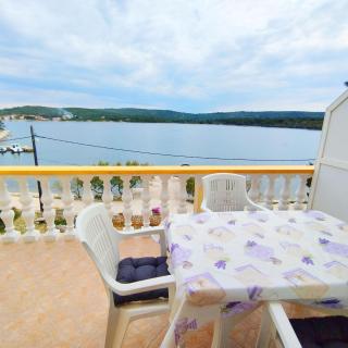 Apartments Grbac Veli Rat-Seaside - 2