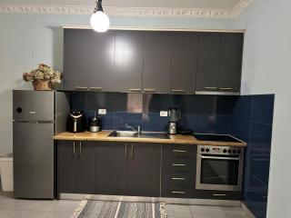 NEAR The BEACH APARTMENT - Vlora - 6