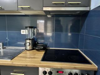 NEAR The BEACH APARTMENT - Vlora - 5