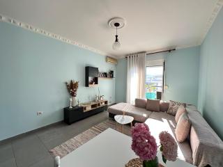 NEAR The BEACH APARTMENT - Vlora - 3