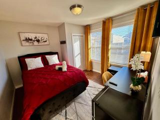 Hotel-Style, No Host, Professionally Managed ID267 - 8