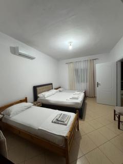 Family Apartment - Ksamil - 9