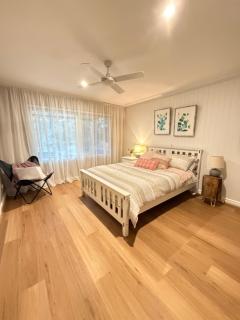 Red Tail Retreat - 8