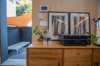 Venice Beach Bungalow by ArtSpace Locations - Los Angeles - 6