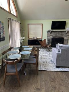 Cozy Retreat in Scenic Poconos - Tobyhanna - 5