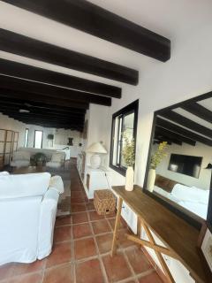 Villa in Benajarafe Alto with Sea Views and Private Pool - Benajarafe - 2