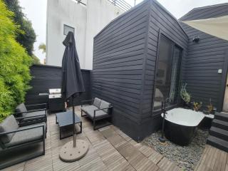 Venice Beach Bungalow by ArtSpace Locations - Los Angeles - 7