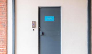 Central Modern Studio Apartment - 9