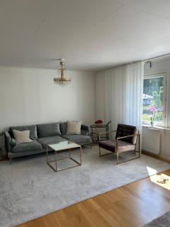Modern villa near city & nature - Göteborg - 3