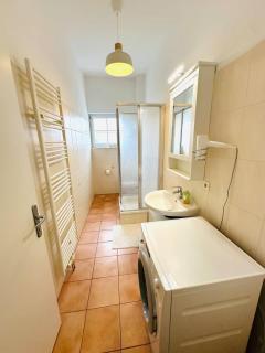 1 Min to Metro I Balcony I 20 Min to Inner City - Vienne - 2
