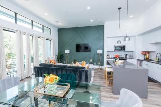 Cozy and Chic 3BR Retreat in Downtown Houston - Houston - 0