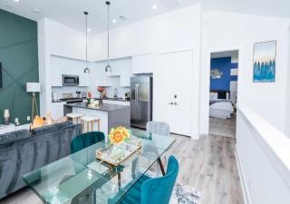 Cozy and Chic 3BR Retreat in Downtown Houston - Houston - 1