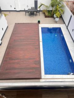 The Minimalist House With A Private Swimming Pool - Accra - 5