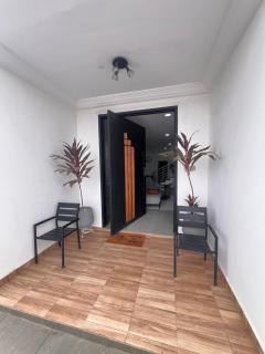 The Minimalist House With A Private Swimming Pool - Accra - 1