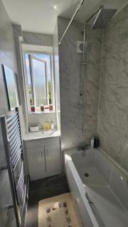 Cozy Vauxhall Nest-3 bedroom flat, with balcony and lift - Londres - 5