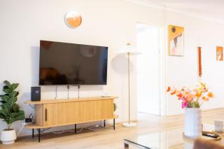 Large 3 bedroom apartment in Redfern - Sydney - 2