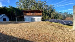 Casa espaçosa com piscina - 0