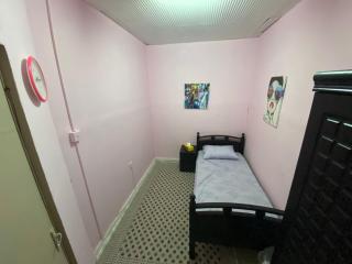 Hostel near Bus station - Abu Dhabi - 4