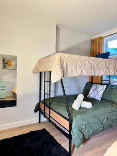 Hotel-Style, No Host, Professionally Managed ID280 - 8