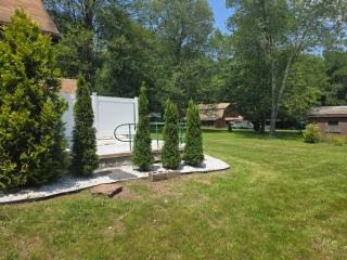 Charming 3 bedroom 2 bath home in Bloomfield with wishing well - Bloomfield - 0