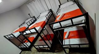 Saint Charles Hostel - 1