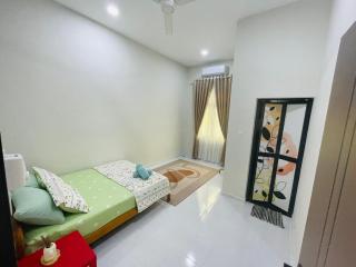 Rihays Palace Homestay Ketereh - Ketereh - 9