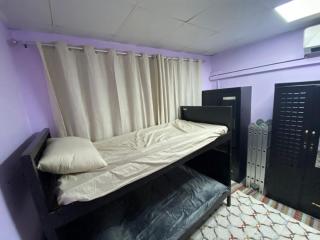 Bed space - Abu Dhabi - 2