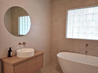 63 By The Sea - Port Victoria - 7