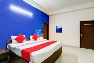 Hotel O Shakun Palace - Ghaziabad - 1