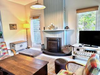 Salt Cottage - - 8