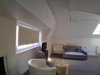 Sunset Bliss Retreat in Southampton - Southampton - 8