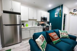 Perch In Paradise Eaglesthemed Escape - 7