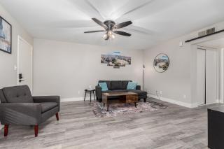 Stylish 2br1ba Apt King Bed Heart Of The City - Tempe - 0