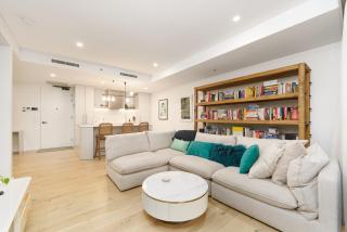 Luxury Griffith Retreat steps from Iconic Manuka - Hosted by Canstay - - 9